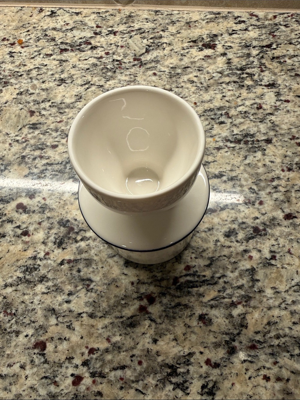 Butter Bell - The Original Butter Bell Crock by L Tremain - Picture 3 of 4